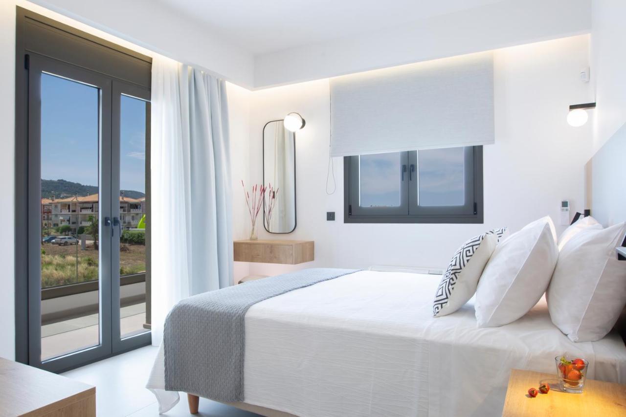 Achillion Suites Лефкада Экстерьер фото